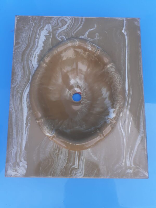 Bacha de Marmolina de 60x49 cms